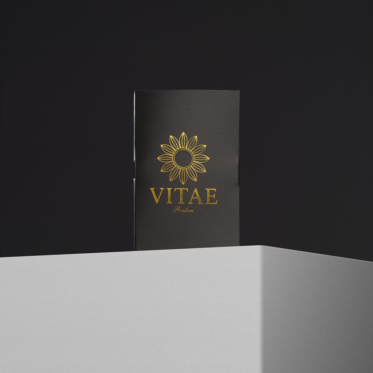 Vitae (Black) — Extrait de Parfum